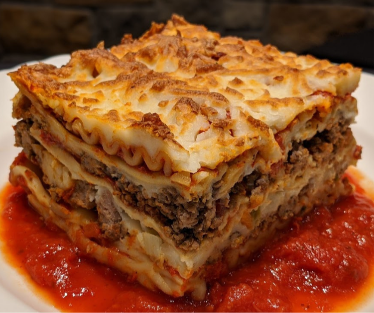 Family-Style Lasagna (Lasagna Only, Feeds 6-8)