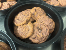 Load image into Gallery viewer, Cherry Chocolate Cookies
