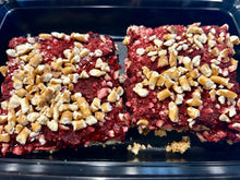 Load image into Gallery viewer, Blackberry Pretzel Bars (2 bars)
