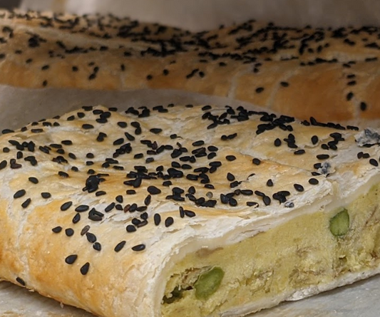 Samosa Strudel *Vegetarian